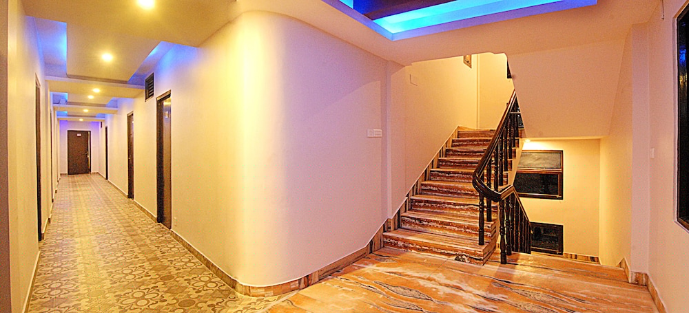Hotel Buddha 24/56