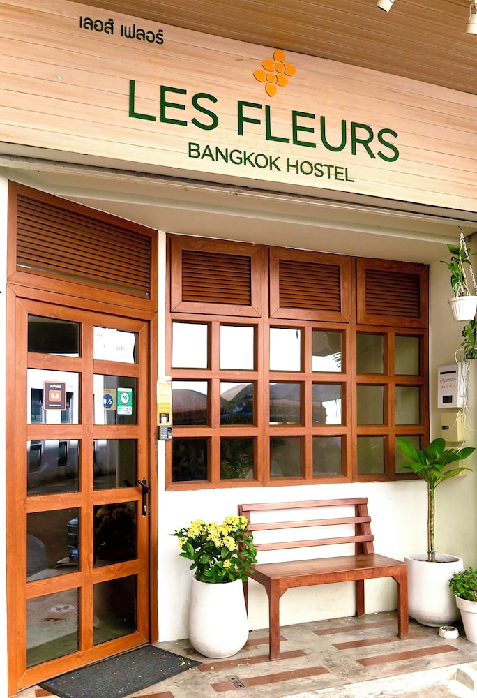 Les Fleurs Bangkok Hostel 4/49