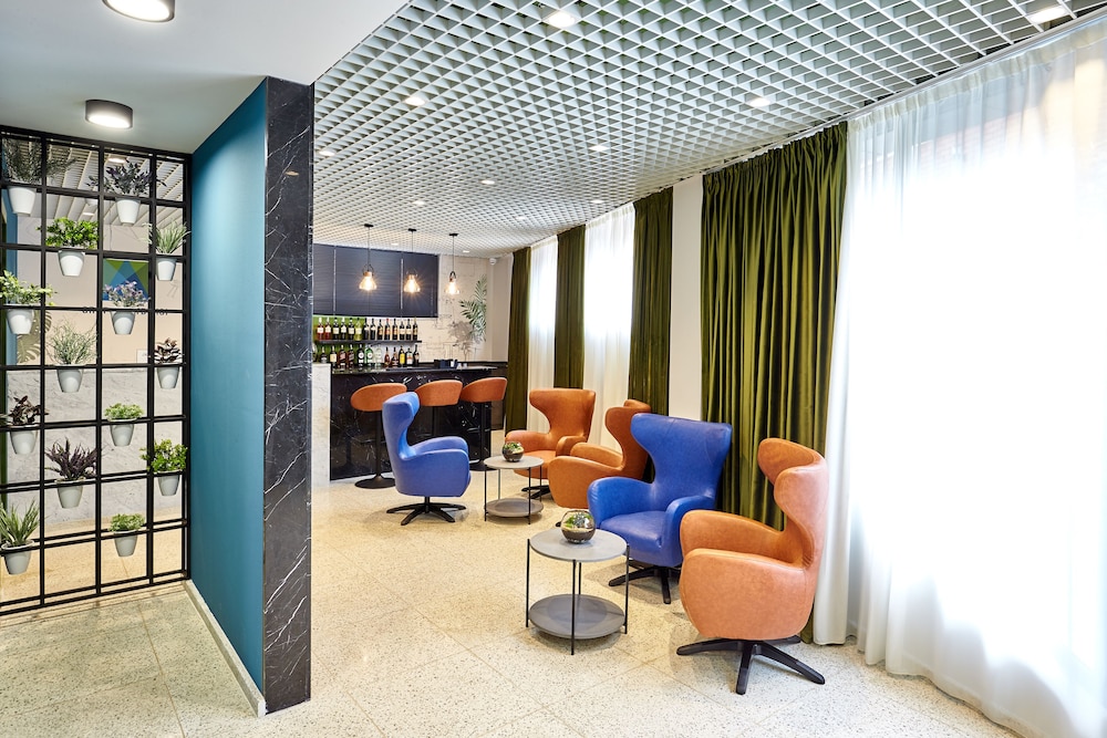 Graphica Tbilisi Hotel 26/36