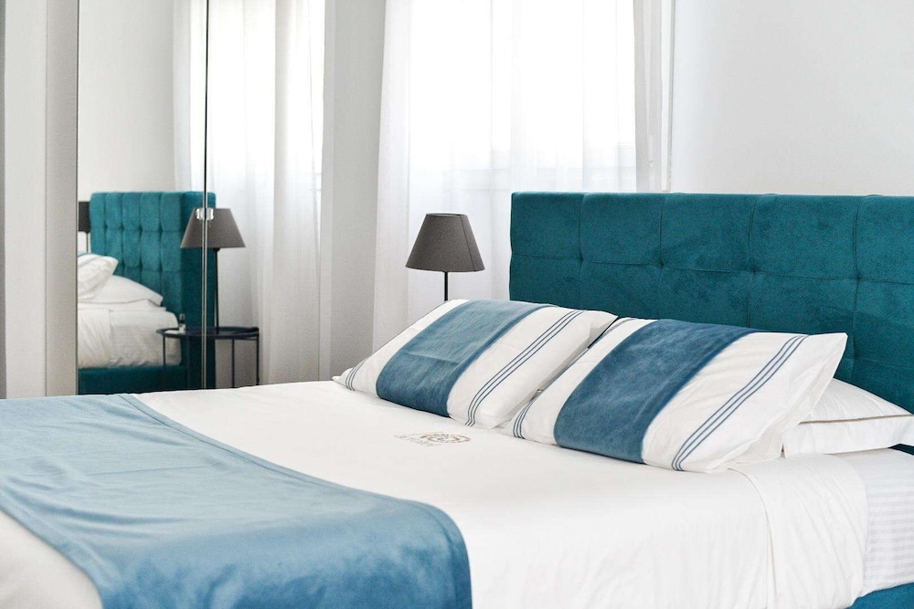Acrotel Porto Brava Luxury Villas 21/65