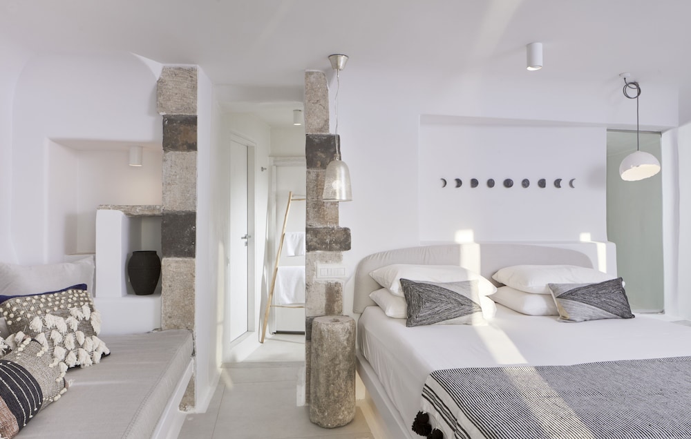Cosmopolitan Suites - Adults Only 35/50