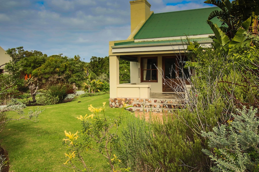Dune Ridge Country House 64/68