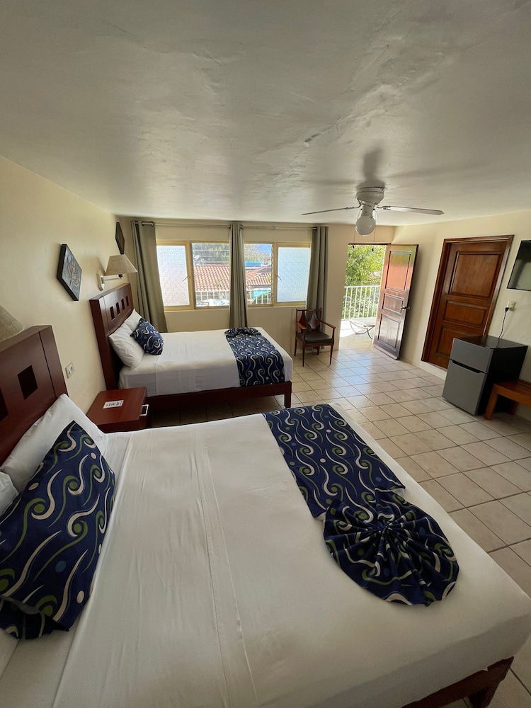 Hotel Balneario San Juan Cosalá 9/37