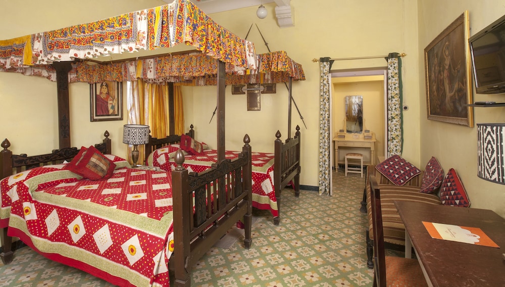 Bissau Palace 14/50