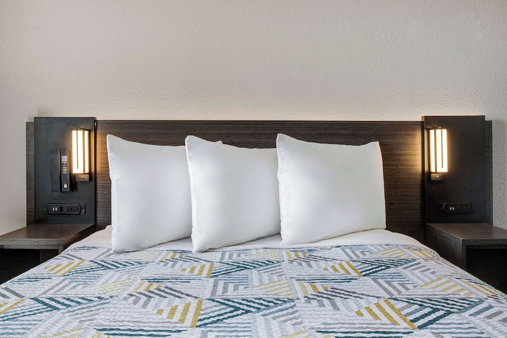 Motel6 Carson City, NV 42/66