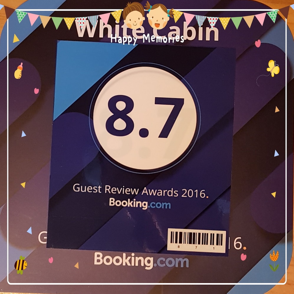 White Cabin 36/60