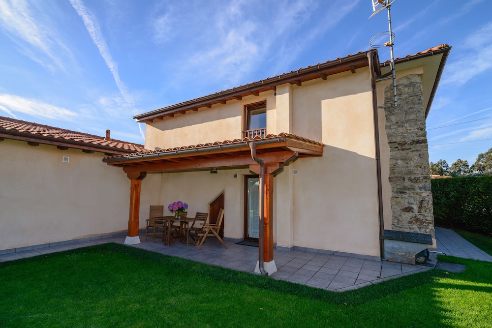Casona De Llanorrozo 1/56