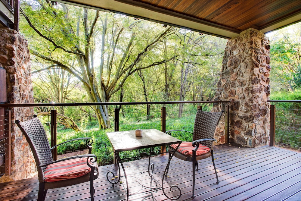 Irene Country Lodge, Autograph Collection 19/46