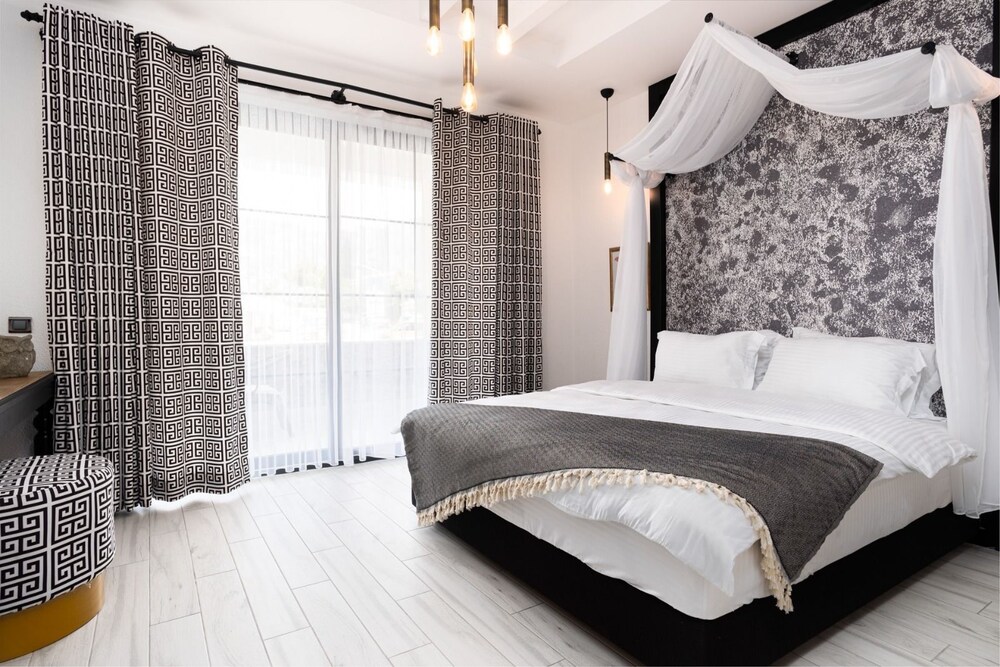 Hotel Karbel Sun 13/50