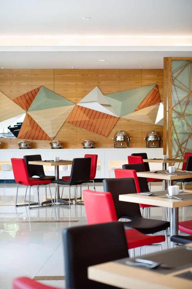 IBIS BALIKPAPAN 48/66