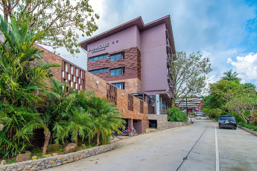 Farmhouse Hotel Ranong 8/68