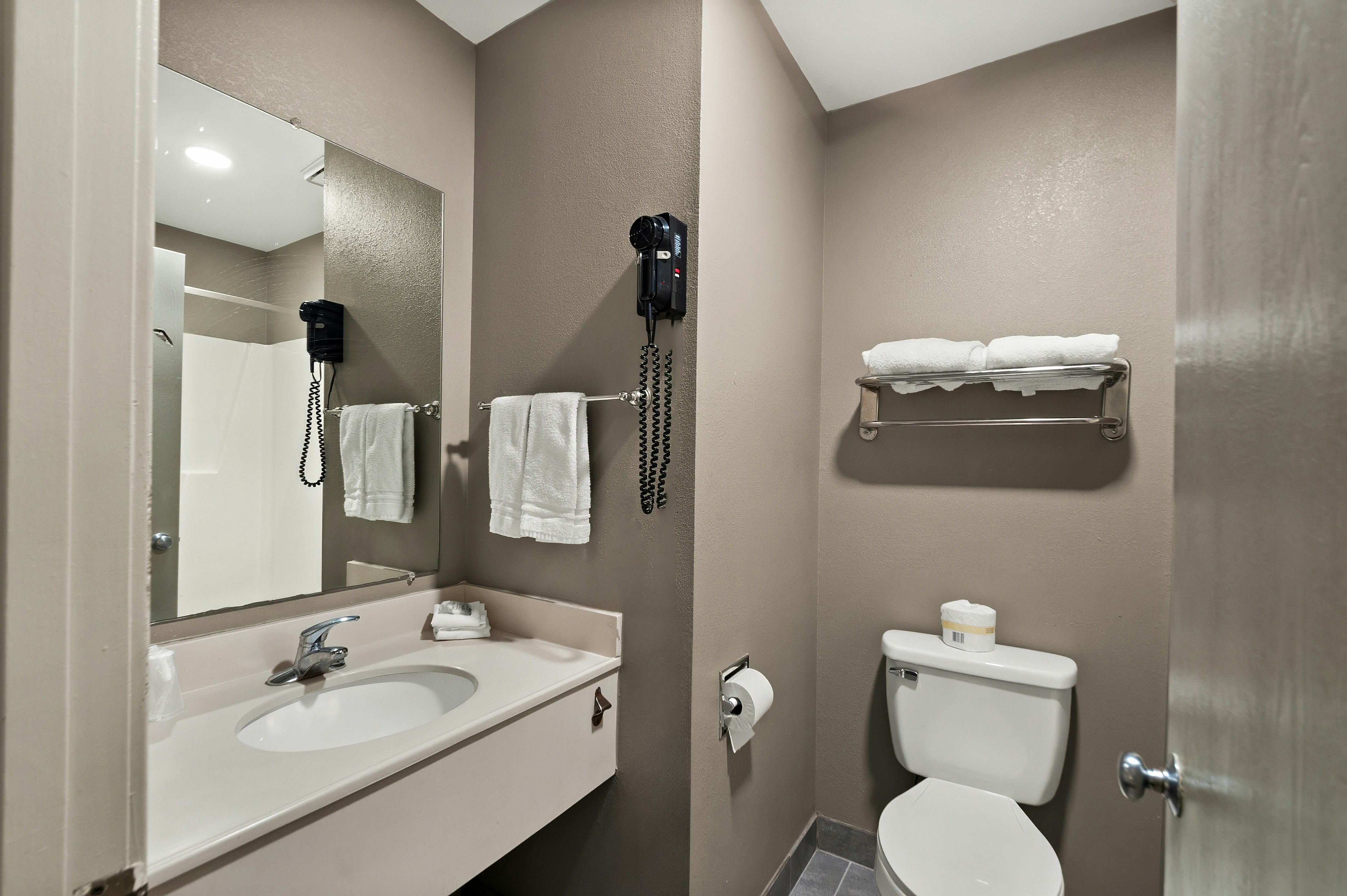 غرفة ديلوكس بسريرين مزدوجين، Days Inn Martinsburg 4/5