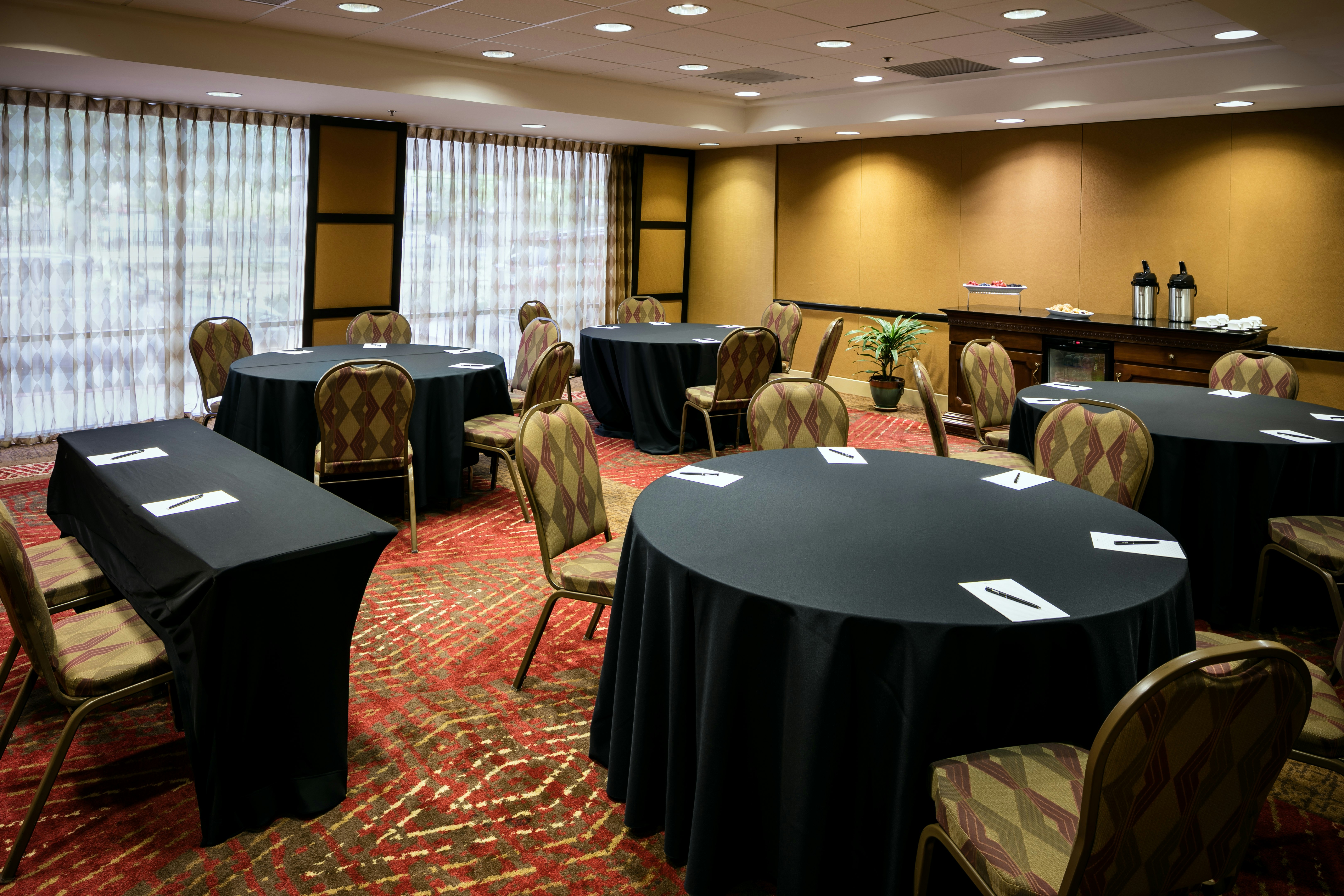 Hilton Stockton 49/51