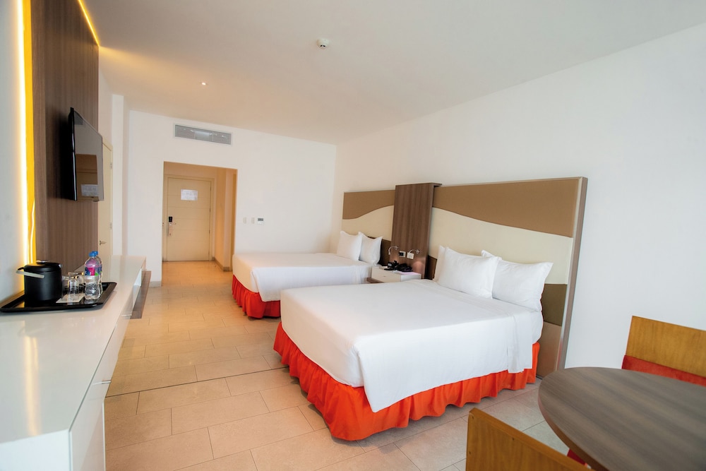 Room, 2 Double Beds, Ocean Front
