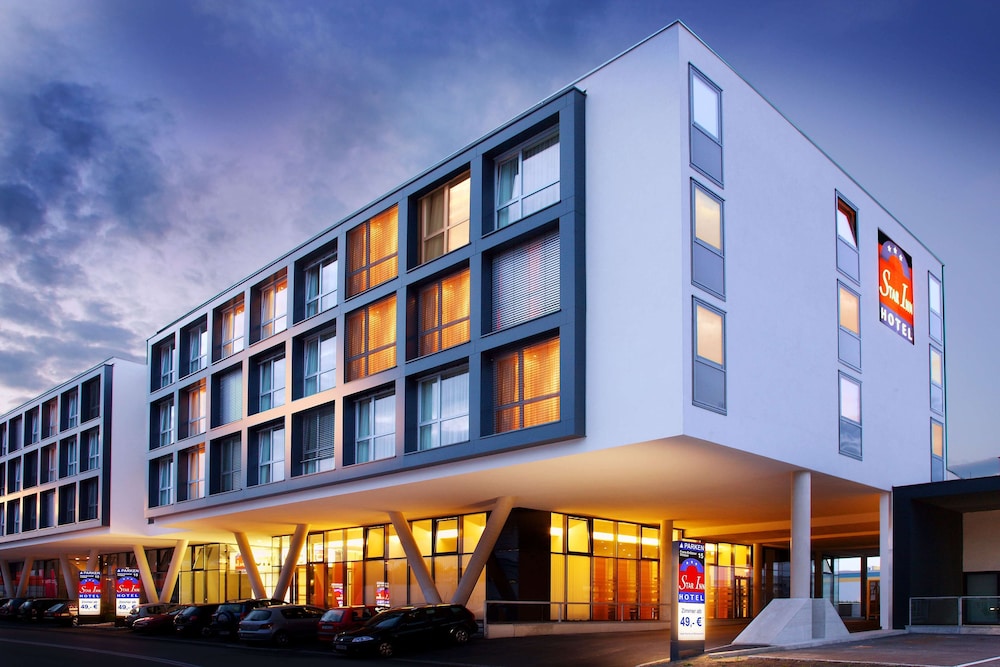 Star Inn Hotel Salzburg Airport Messe By Comfort 1/46