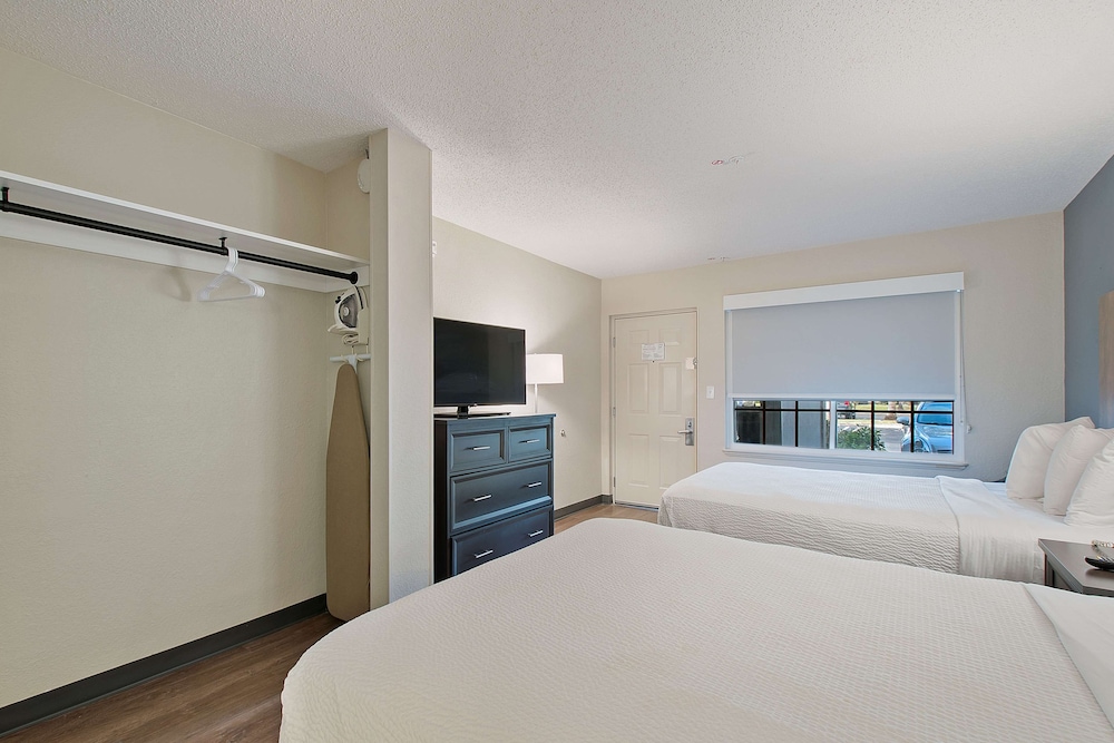 Extended Stay America - Miami - Airport - Blue Lagoon 12/43