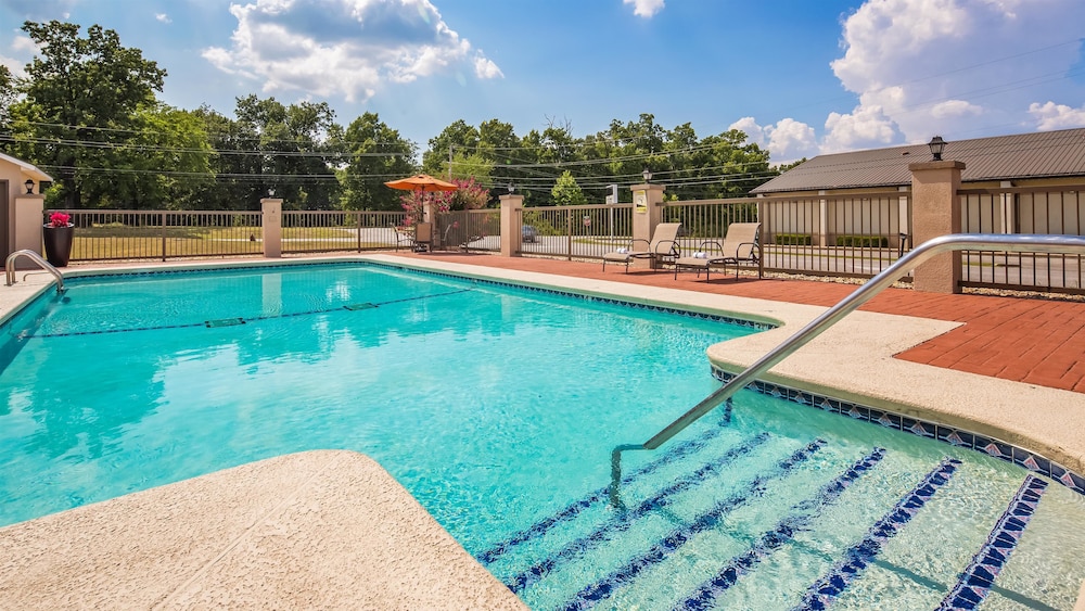 Best Western Timberridge Inn 4/29