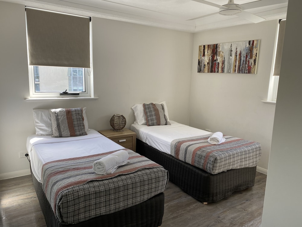 Wharf Boutique Apartments 12/78