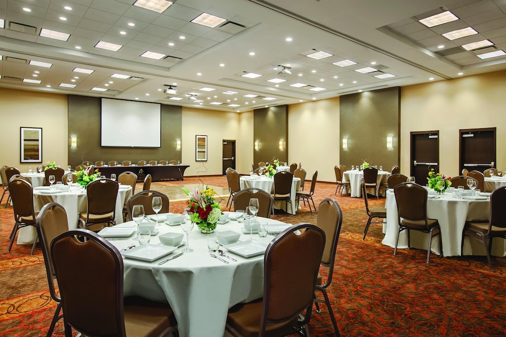 Hyatt Place Raleigh Cary 48/53