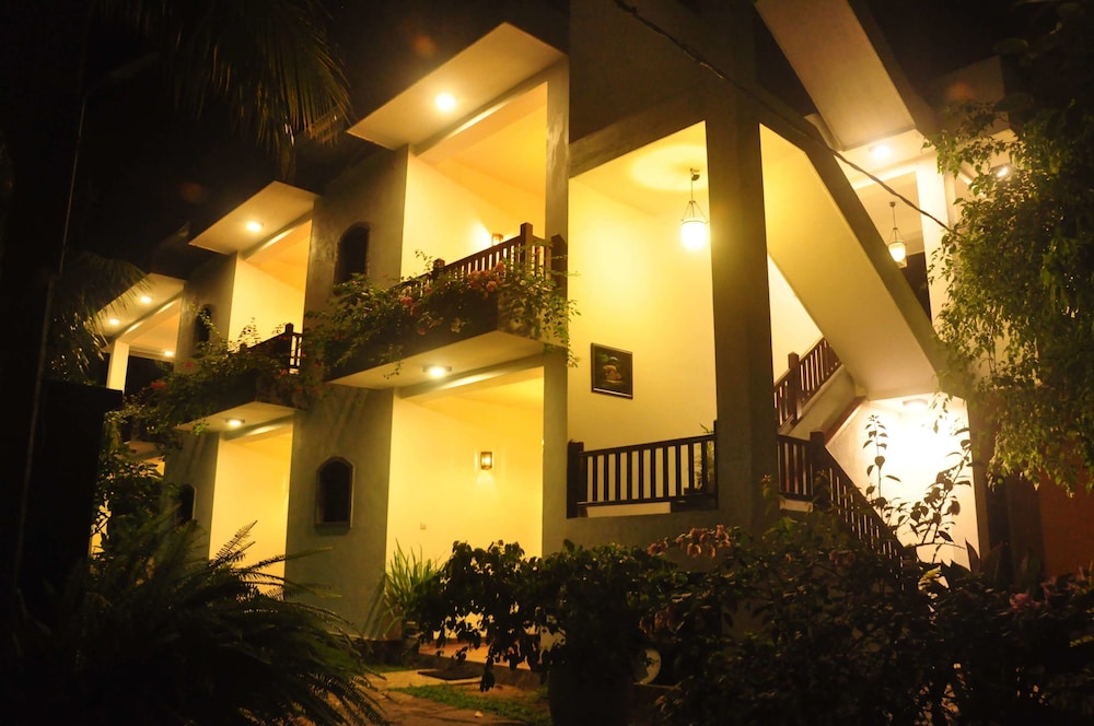 Green Villa 3/50