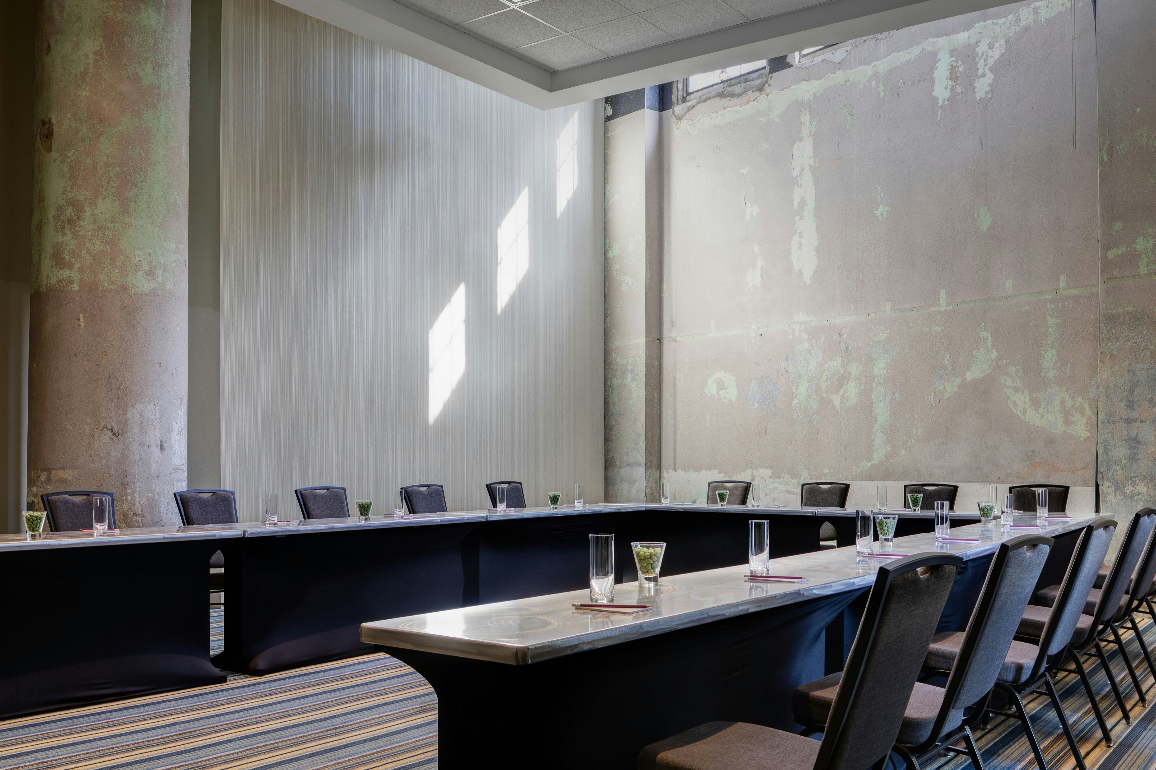 Aloft Dallas Downtown 45/49