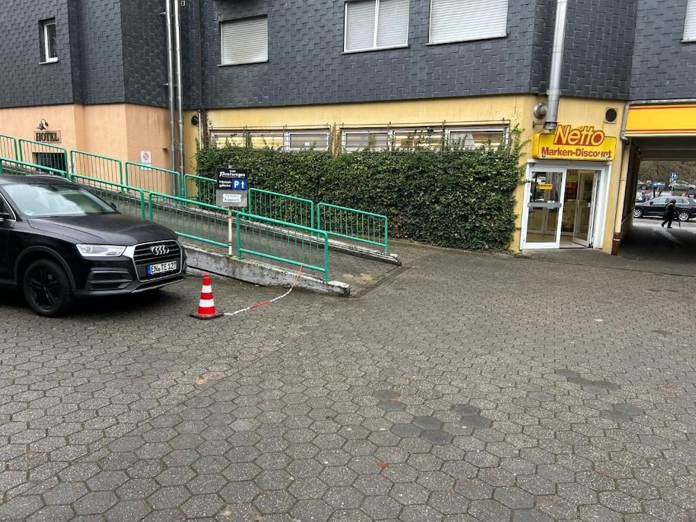 Hotel Restaurant zum alten Postwagen 44/50