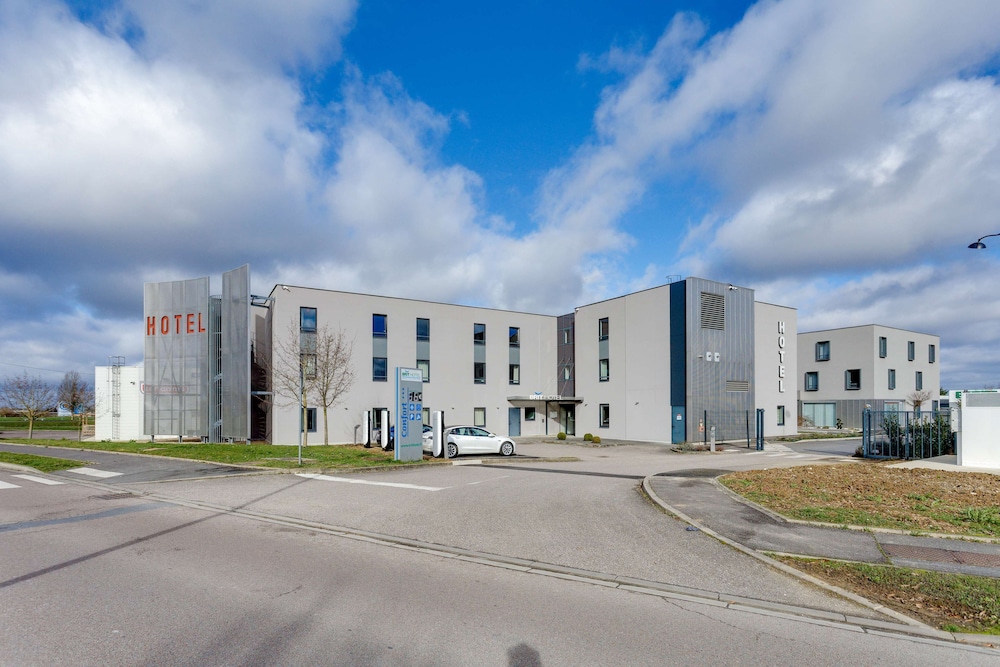BRIT HOTEL SAINT-DIZIER 63/67