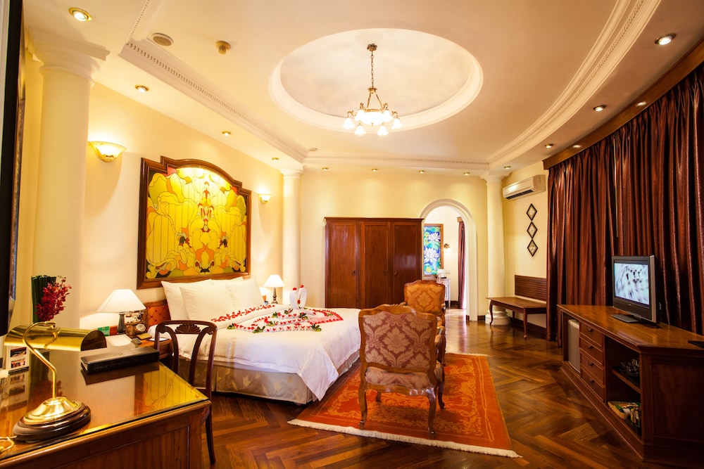 Majestic Hotel 18/34