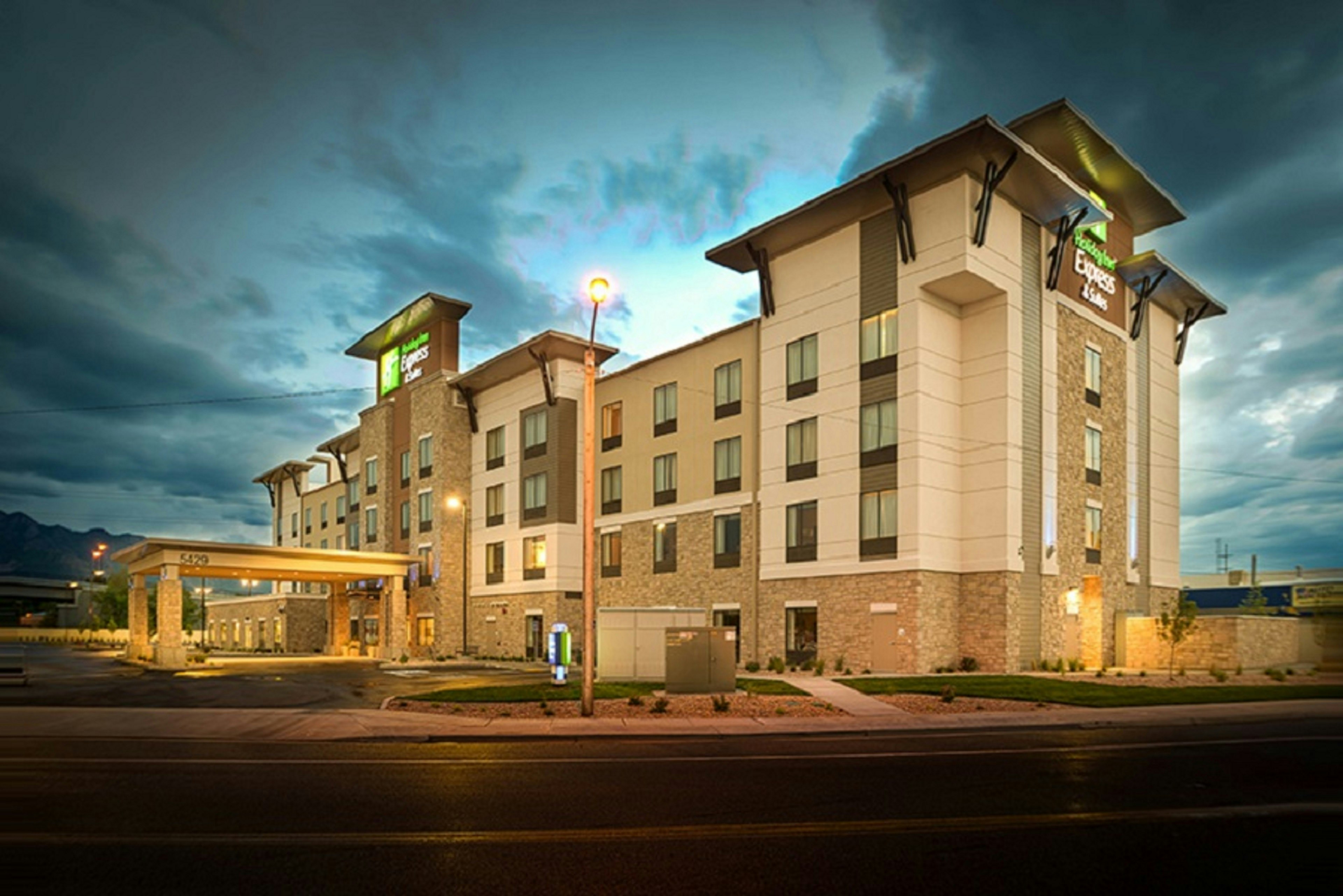 Holiday Inn Express & Suites Salt Lake City South - Murray 2/61