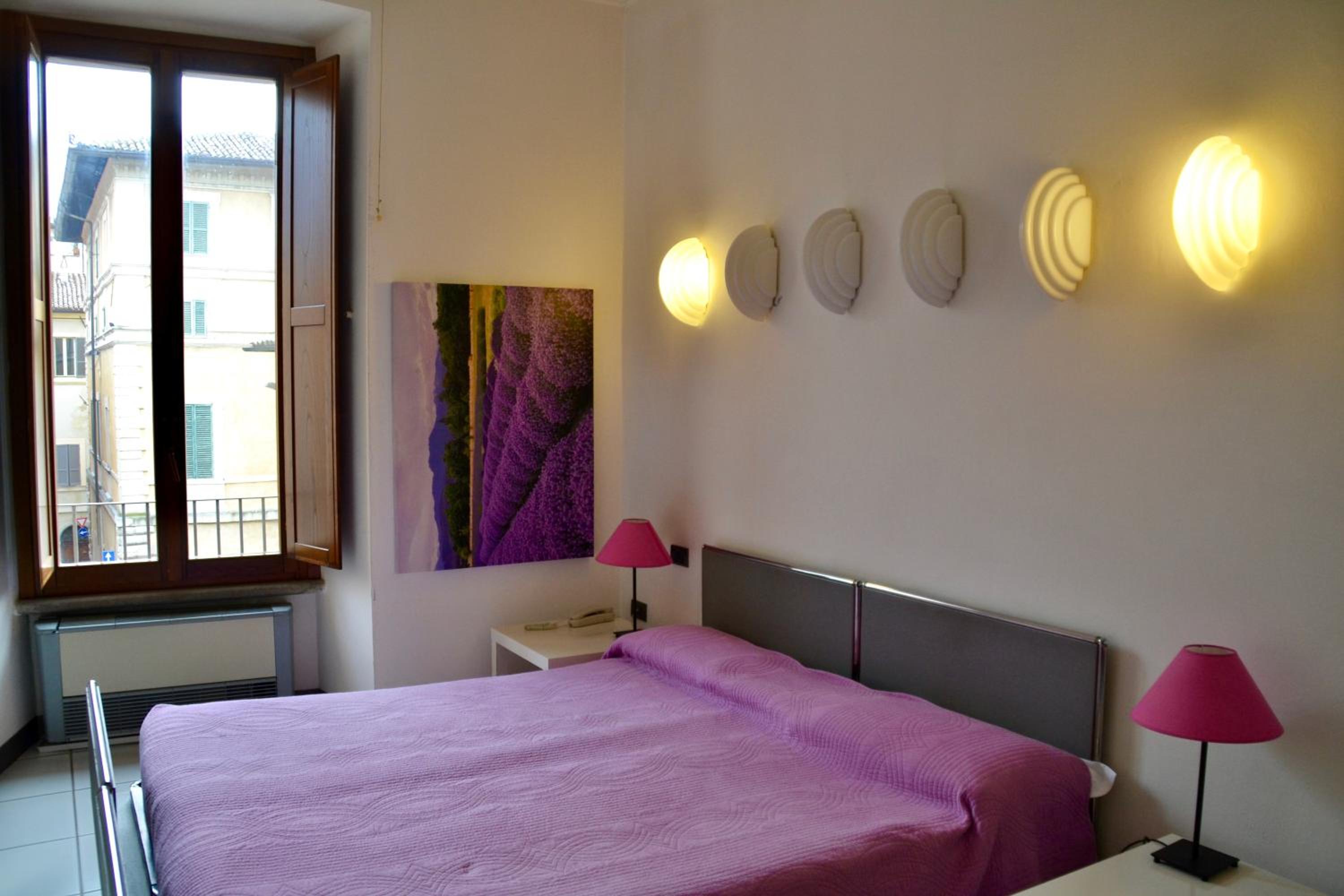 Hotel Italia 15/50