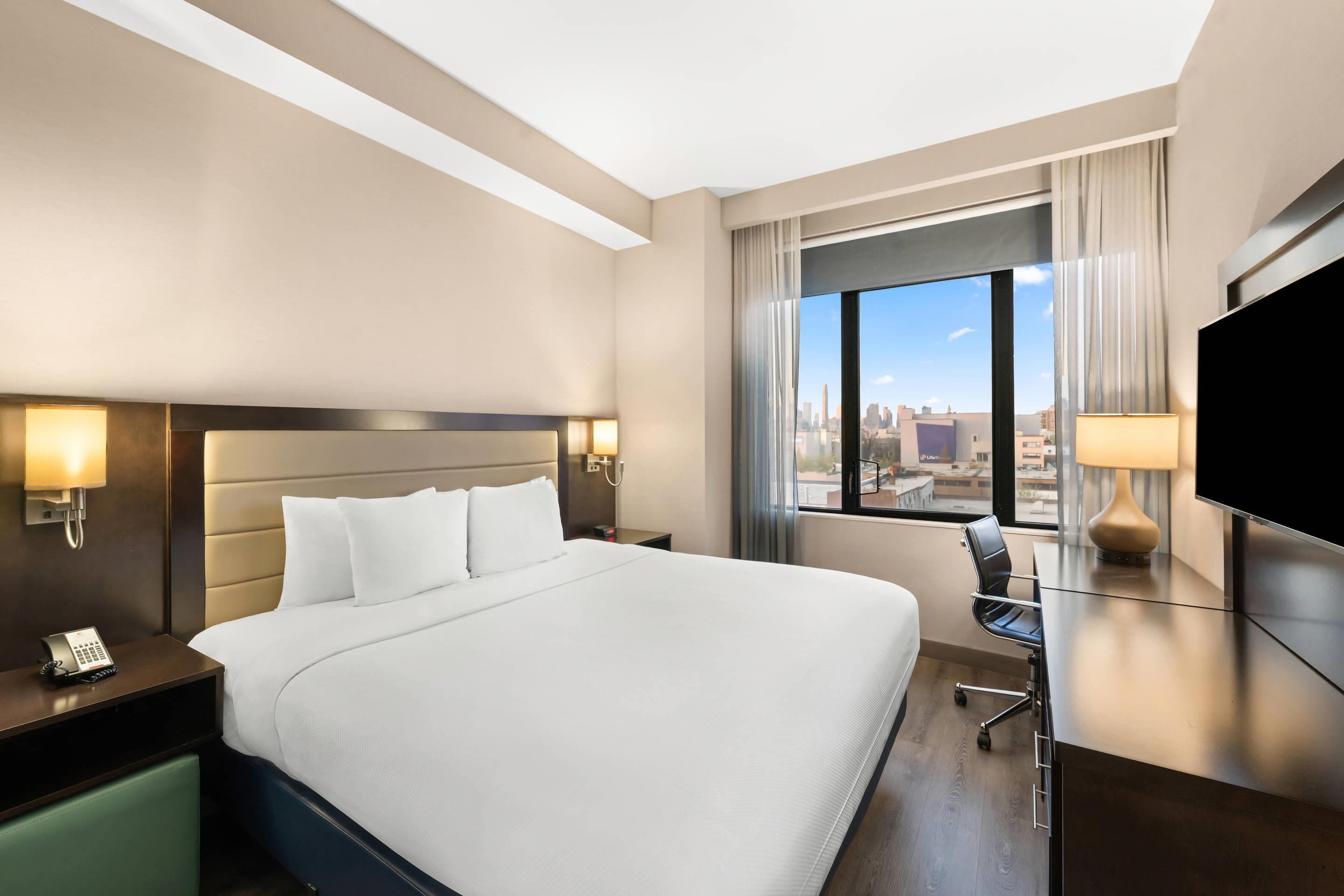 غرفة بسرير كينج، Comfort Inn Prospect Park-Brooklyn 6/10