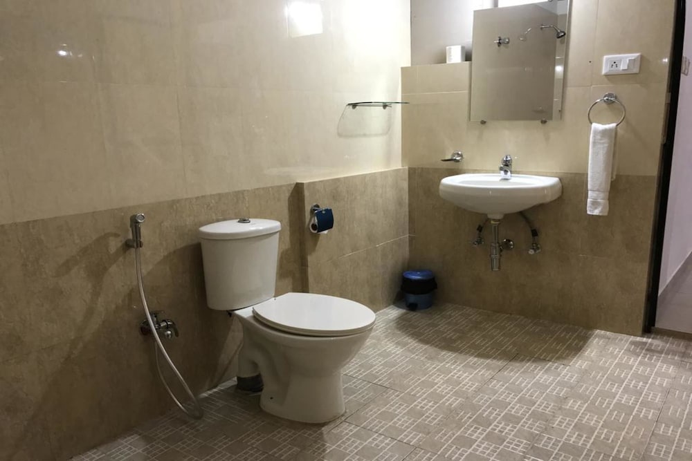 All Seasons Guest House 38/43