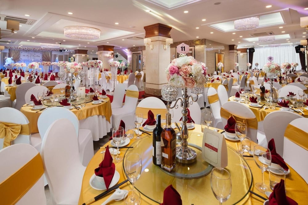 Royal Palace Hotel 29/48
