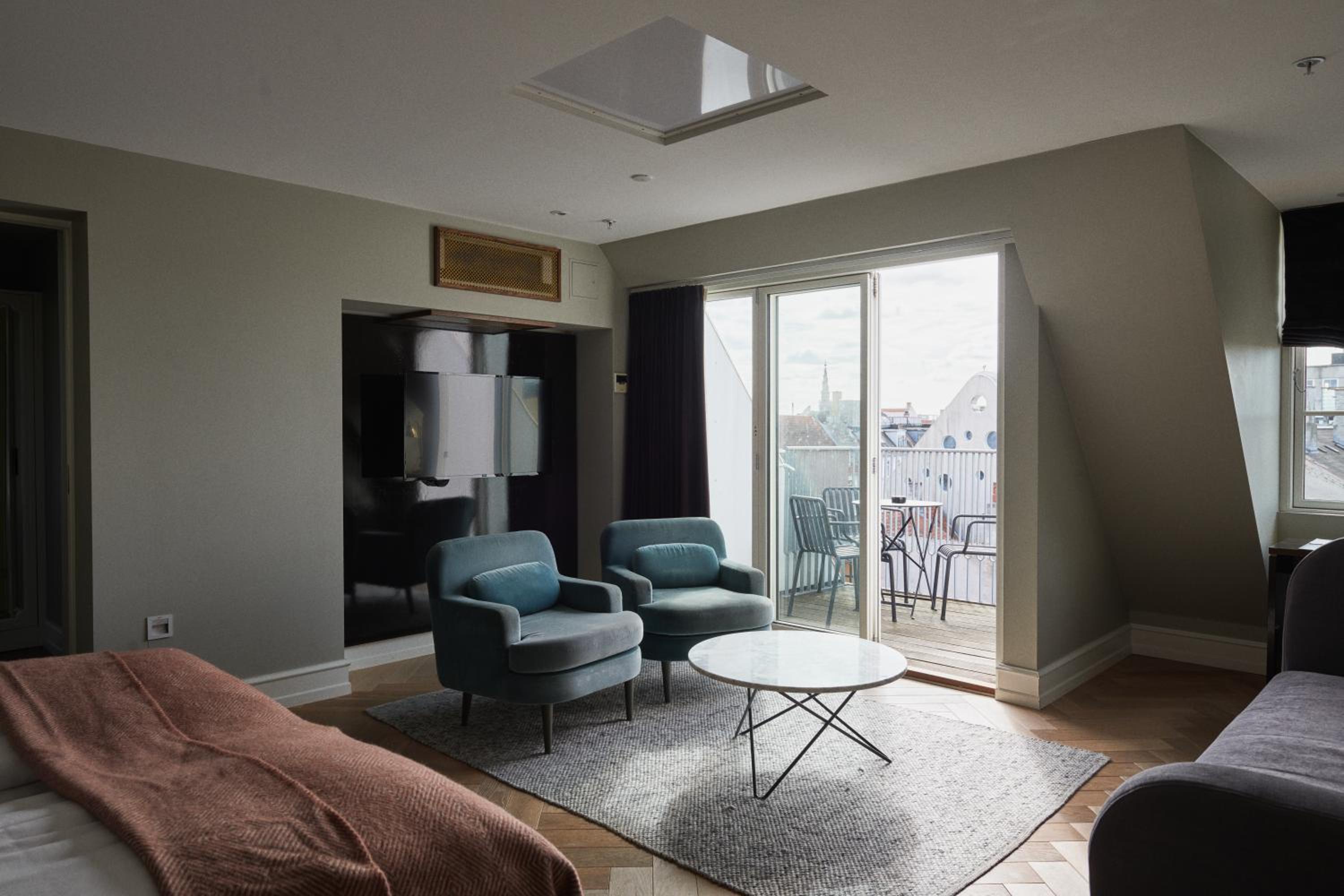 Penthouse Suite