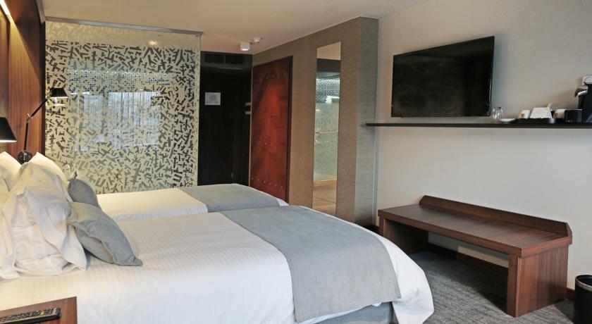 SUPERIOR, TWIN BEDS