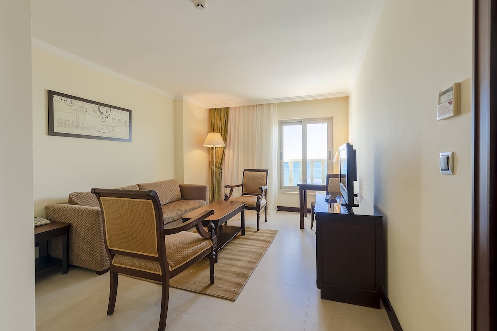 Crowne Plaza Antalya 48/83