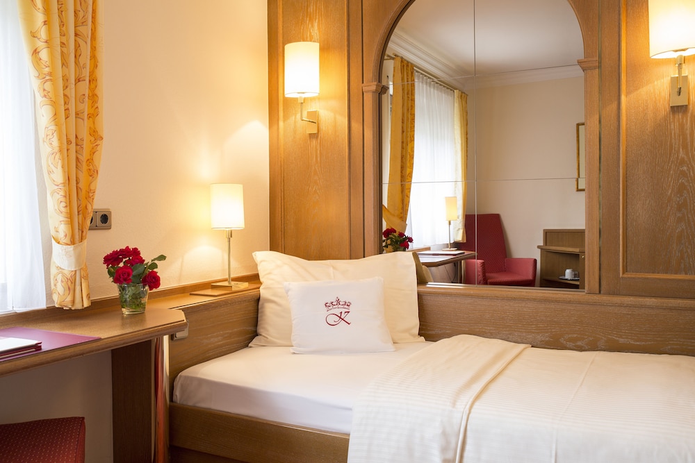 Hotel Am Schlosspark Zum Kurfurst 17/67