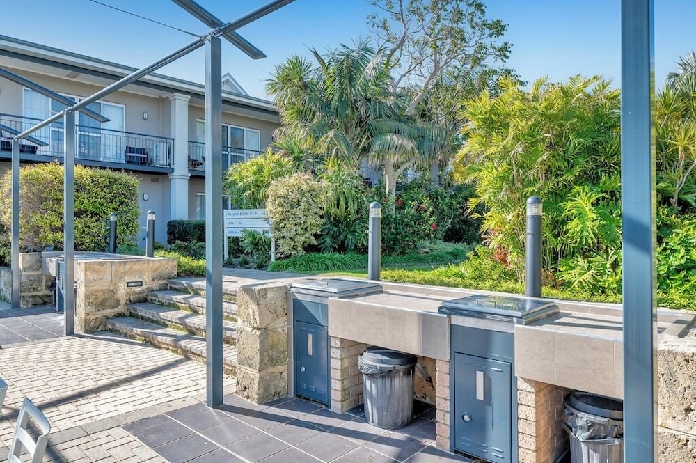 C Mandurah Resort and Serviced Apartments 20/47
