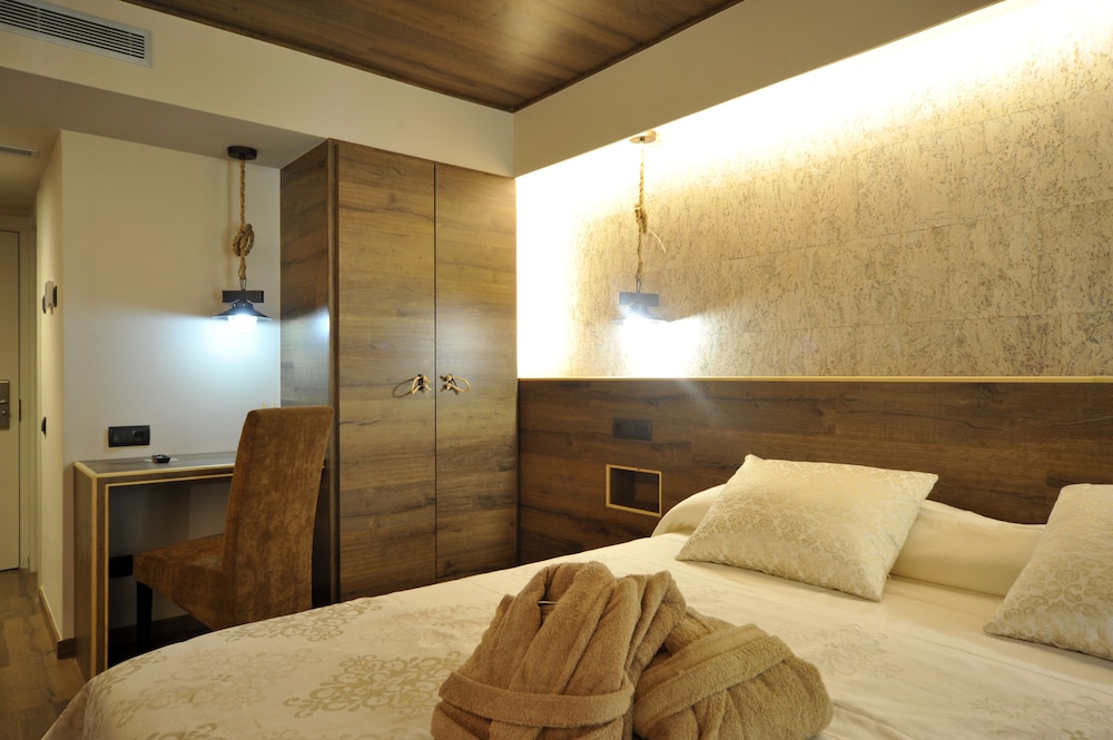 Hotel Vall d'Aneu 36/63