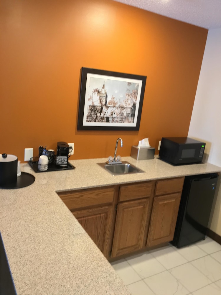 Best Western Falcon Plaza 34/38