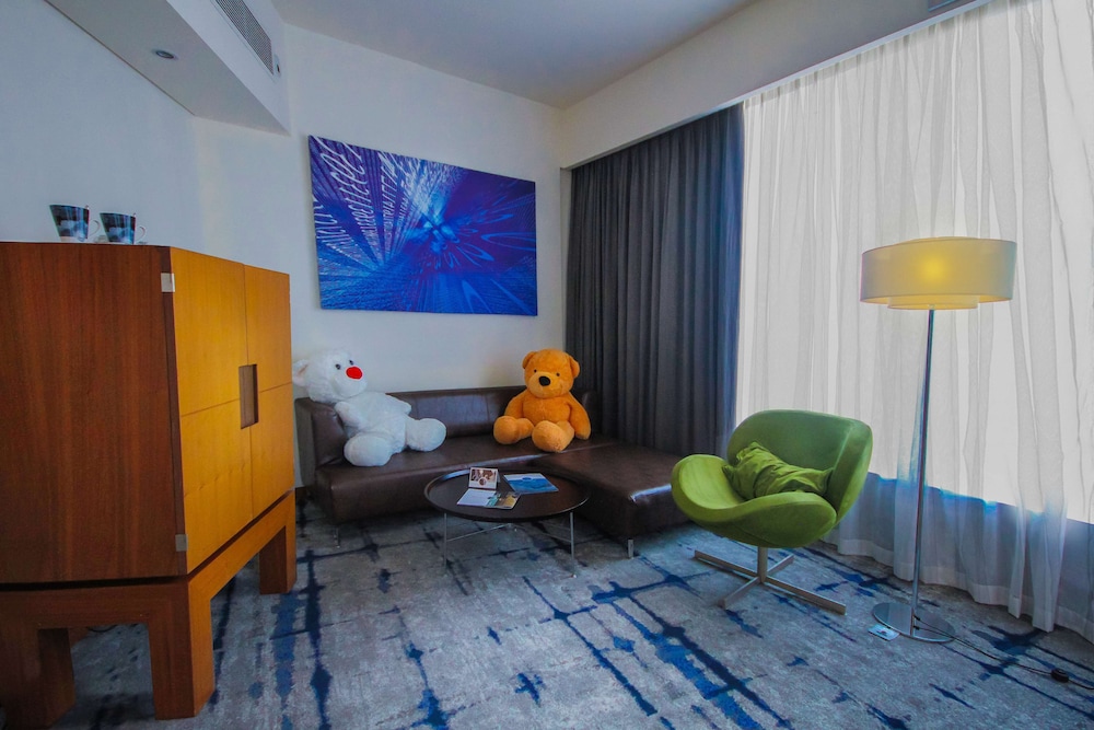 Media One Hotel Dubai, WorldHotels Crafted 56/97