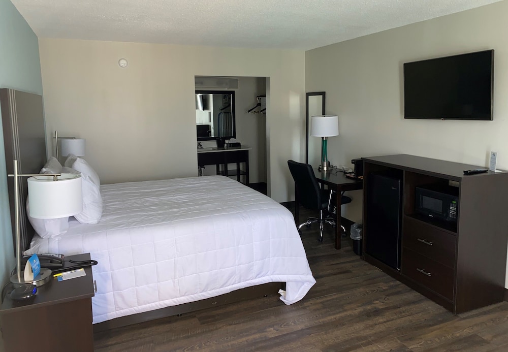 Days Inn by Wyndham Goldsboro 16/53