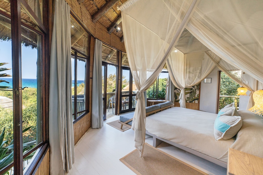 Thonga Beach Lodge 5/50