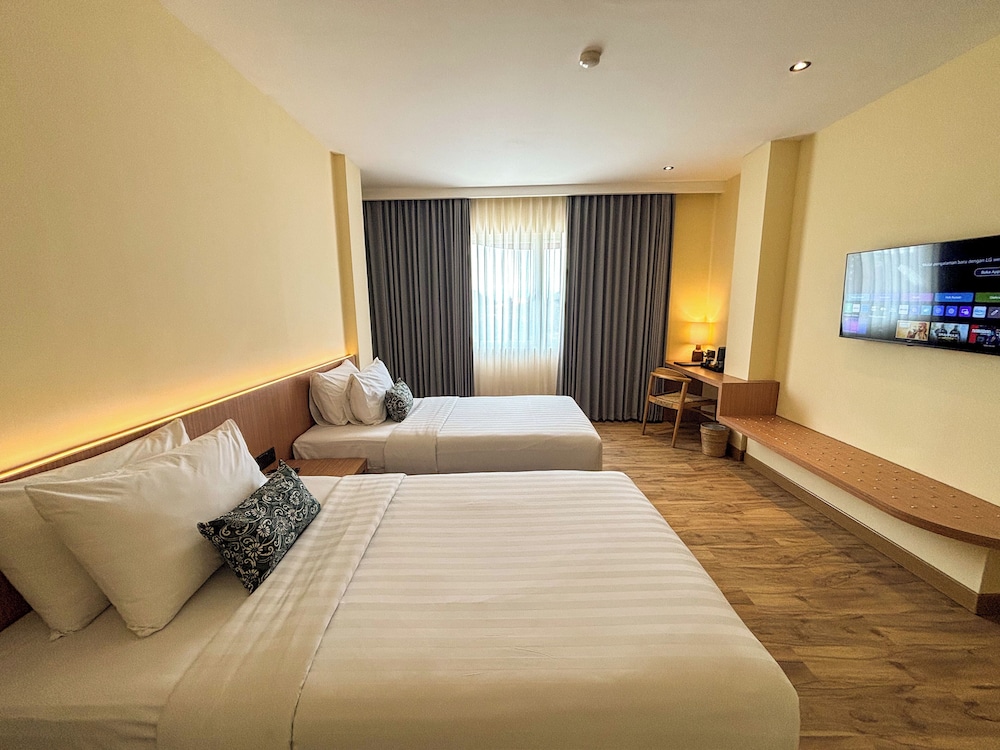 Rivavi Hotel 26/65