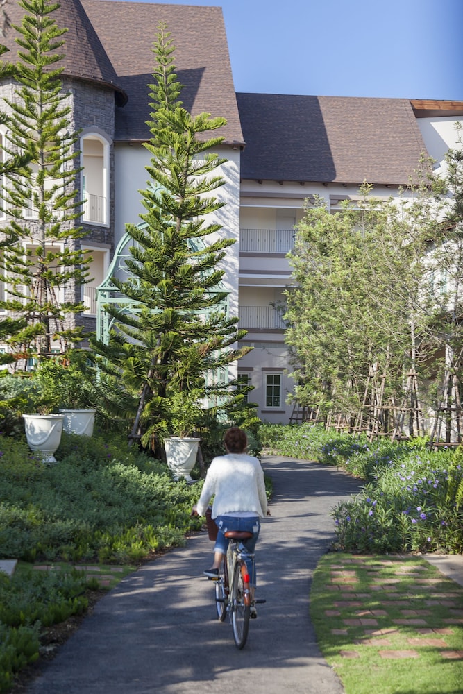 U Khao Yai 68/77