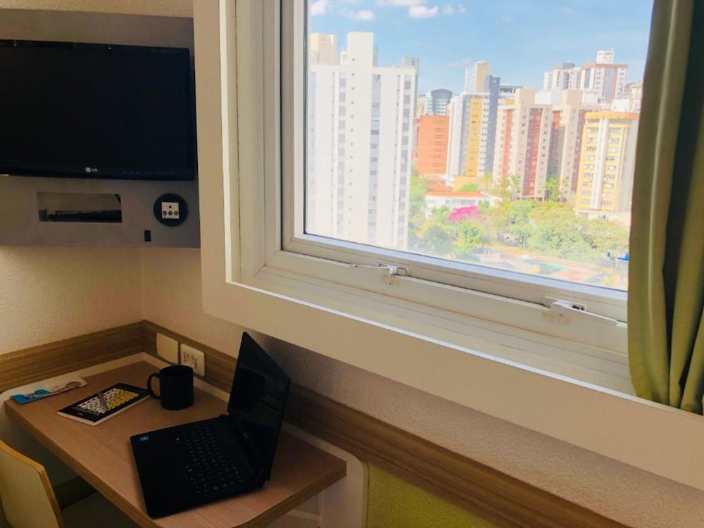 Ibis Budget Belo Horizonte Minascentro 63/74