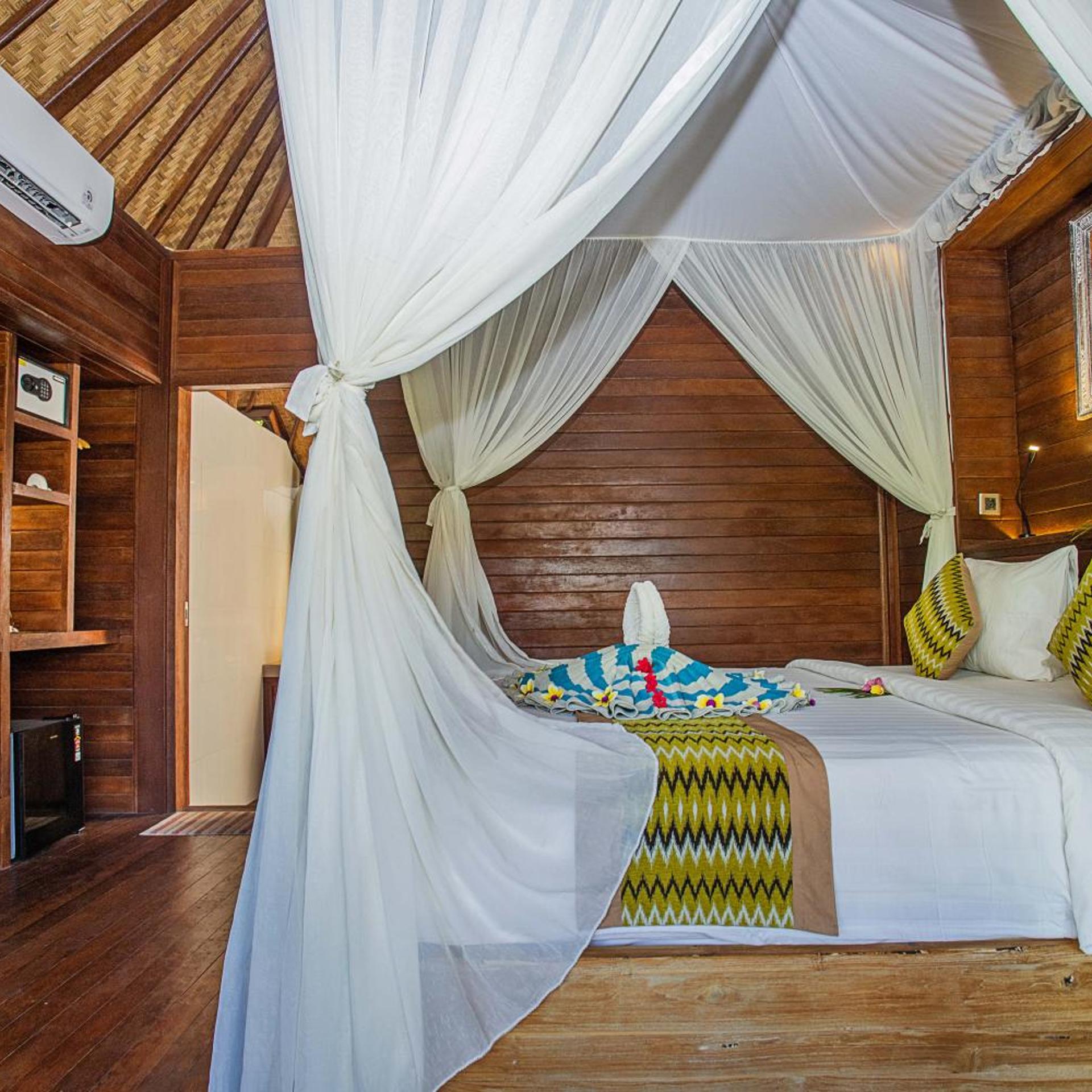 Deluxe, Double Bed