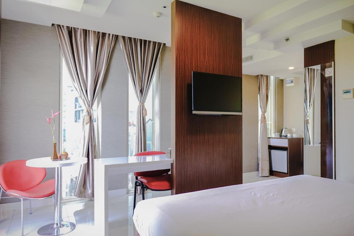 Empress Hotel Makassar 13/23