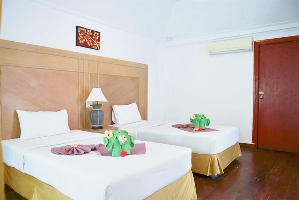 Nakara Long Beach Resort 17/50