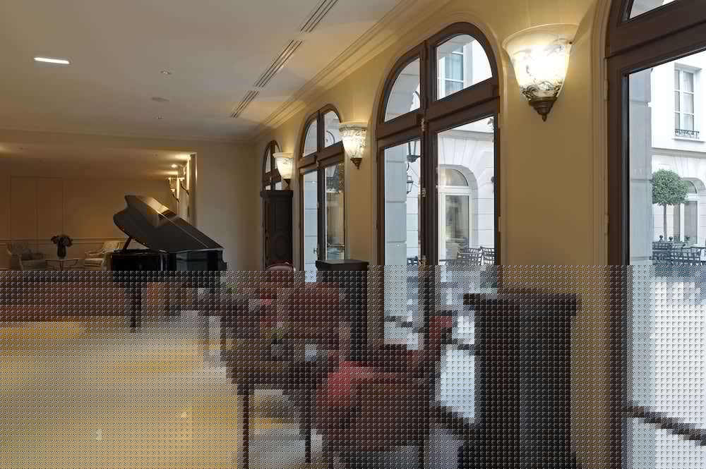 Auberge Du Jeu De Paume 50/58